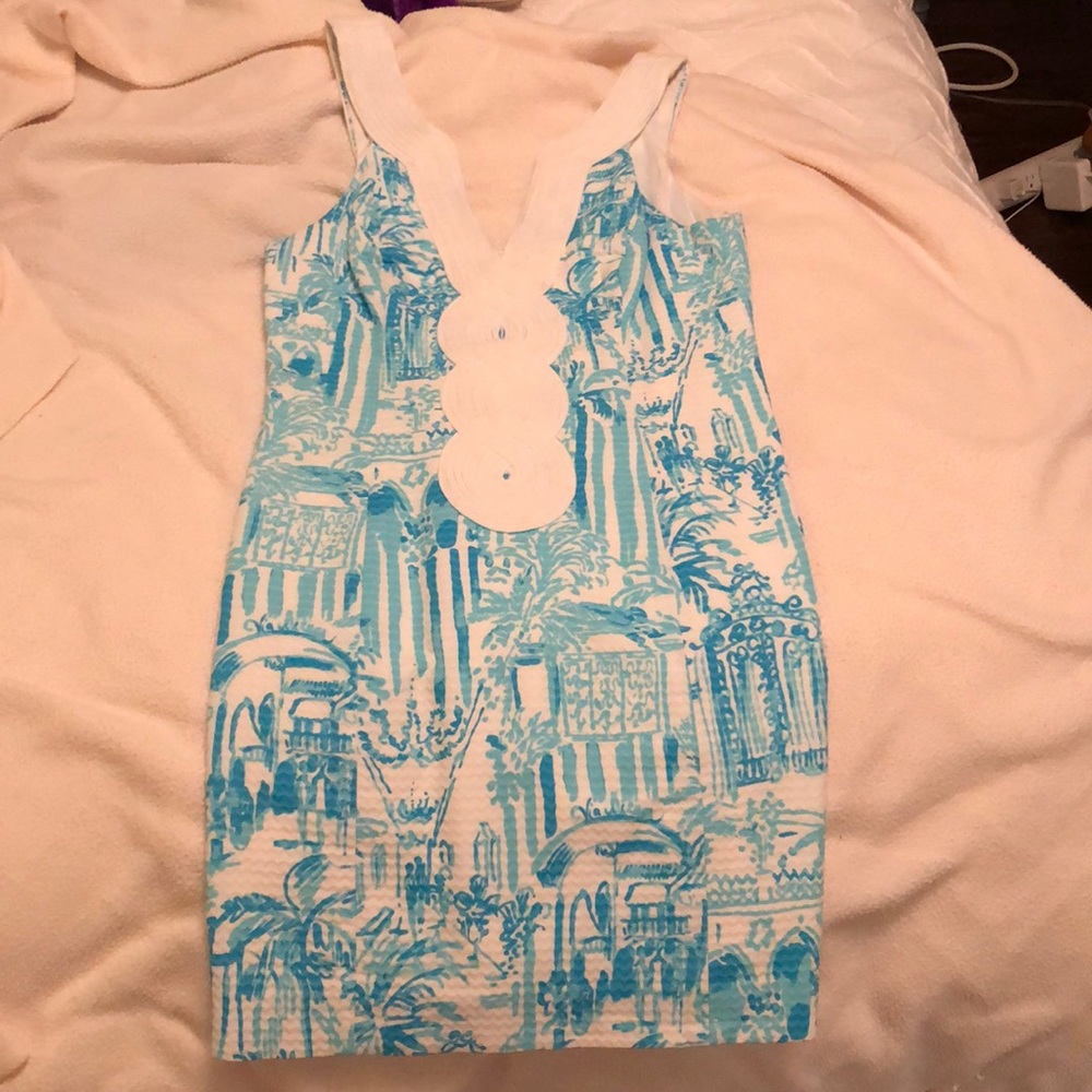 Iilly pulitzer blue and white derby dress